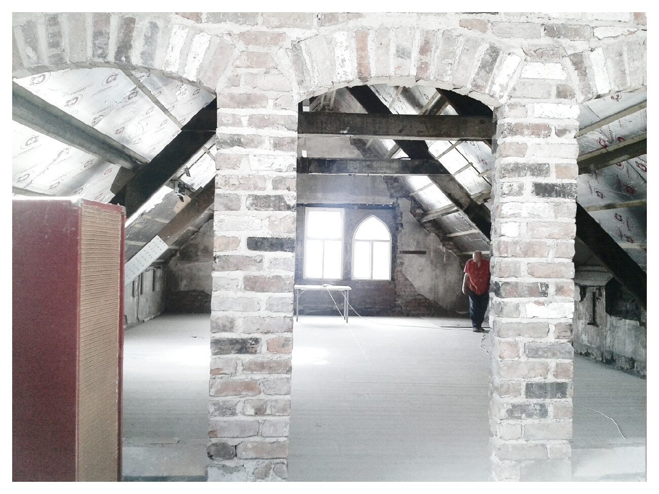 Realising Music On Long Thin Wire by Alvin Lucier (2013)